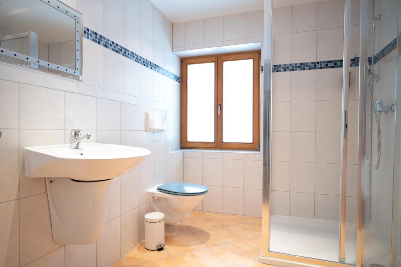 Lake View Lodges By We Rent, Summercard Included Zell am See Esterno foto