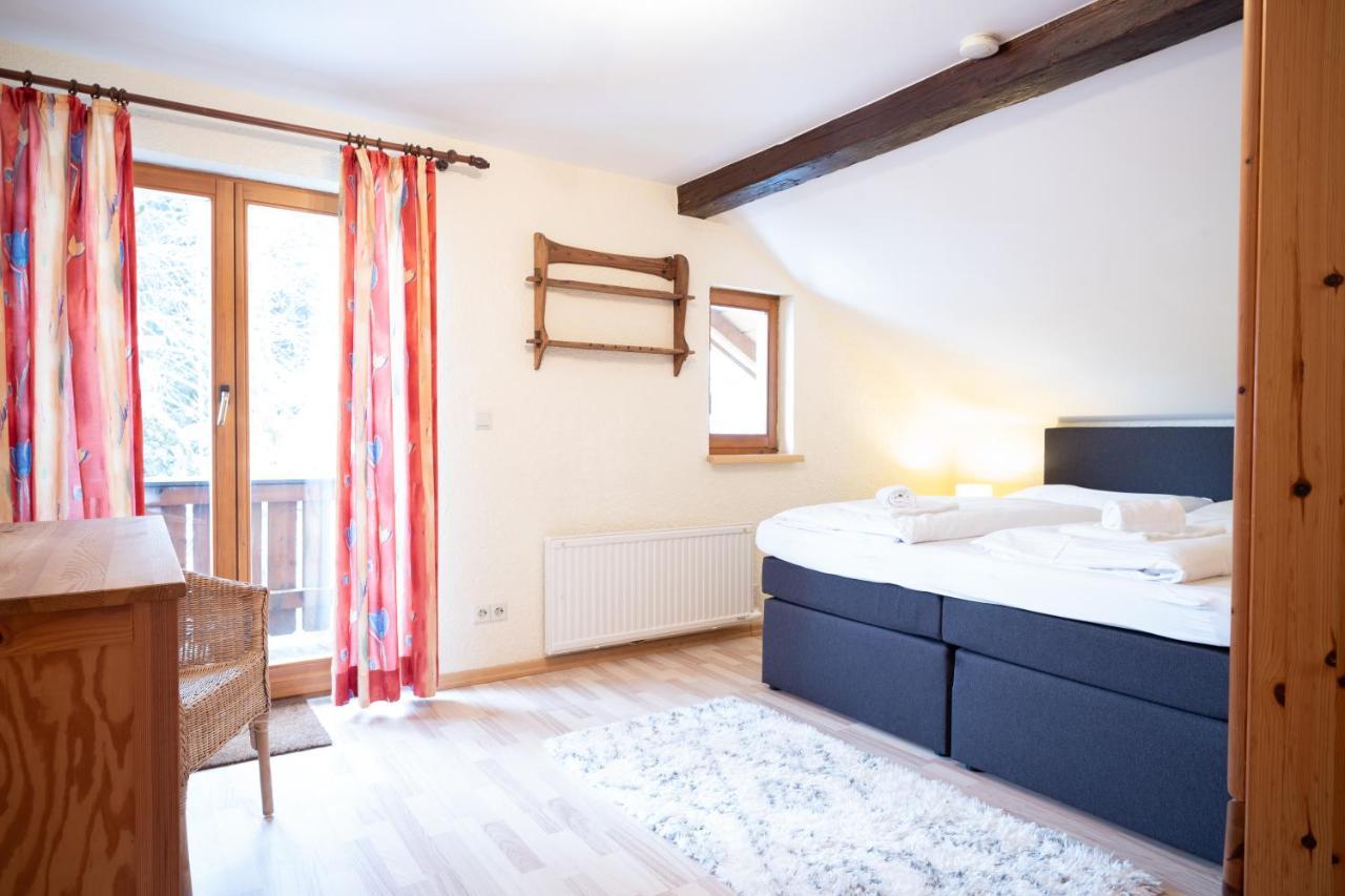 Lake View Lodges By We Rent, Summercard Included Zell am See Esterno foto